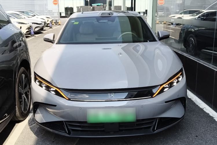 Used BYD Han 2025 DM-i Intelligent Driving Edition 125KM LiDAR Flagship Model Front