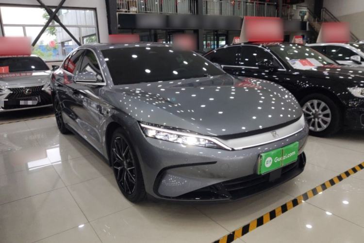 Used BYD Han 2025 DM-i 125KM Prestige Model Front Right 45 Deg