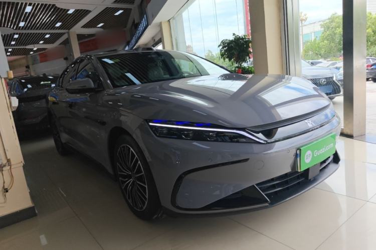 Used BYD Han 2025 DM-i Intelligent Driving Edition 125KM LiDAR Flagship Model Front Right 45 Deg