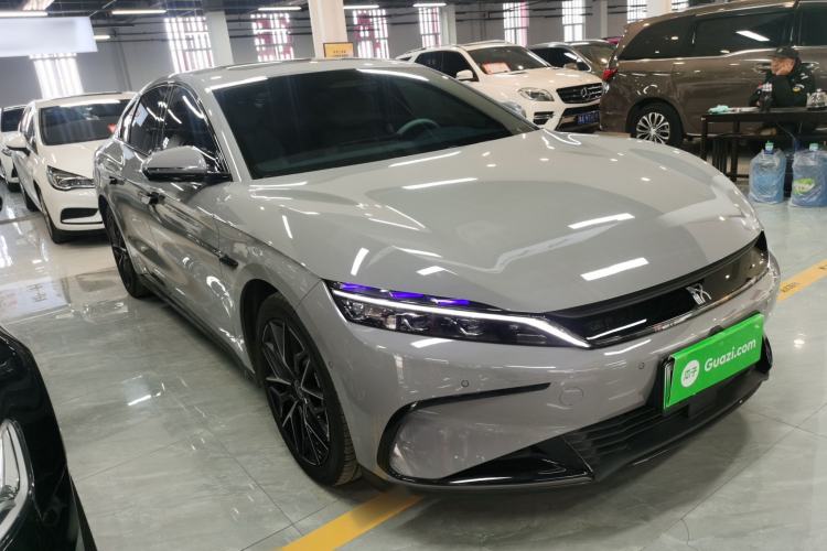 Used BYD Han 2025 EV Intelligent Driving Version 506KM Prestige Model Front Right 45 Deg