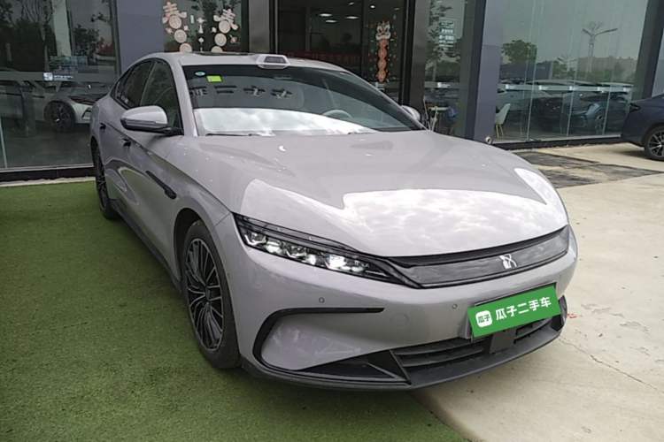 Used BYD Han 2025 DM-i Intelligent Driving Edition 125KM LiDAR Flagship Model Front Right 45 Deg