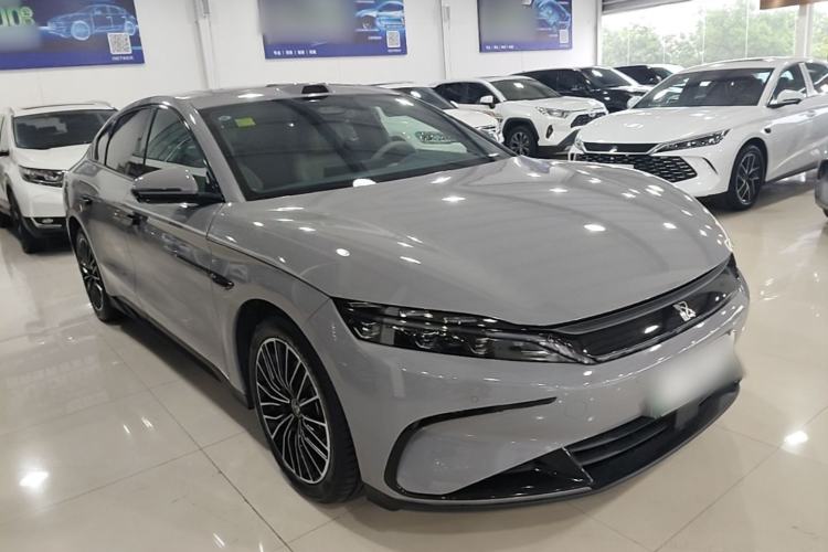 Used BYD Han 2025 DM-i Intelligent Driving Edition 125KM LiDAR Flagship Model Front Right 45 Deg