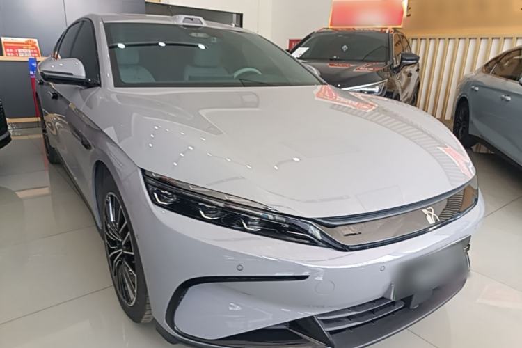 Used BYD Han 2025 DM-i 125KM LiDAR-Powered Intelligent Driving Model Front Right 45 Deg