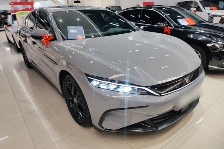 Used BYD Han 2025 DM-i 125KM Elite Model Front Right 45 Deg