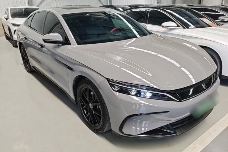 Used BYD Han 2025 DM-i Smart Drive 125KM Elite Model Front Right 45 Deg