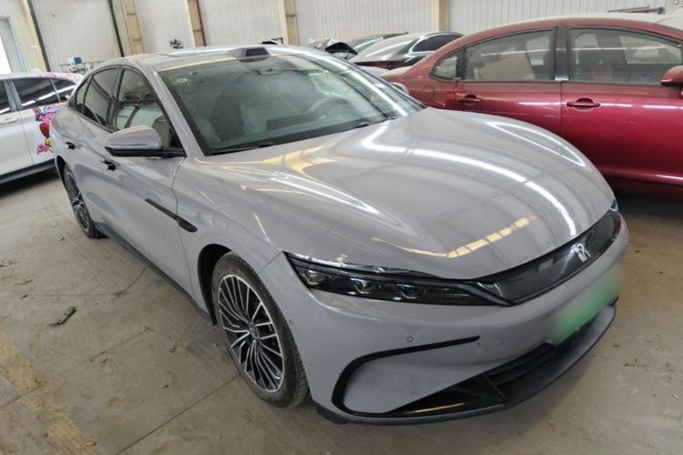 Used BYD Han 2025 DM-i Intelligent Driving Edition 125KM LiDAR Flagship Model Front Right 45 Deg