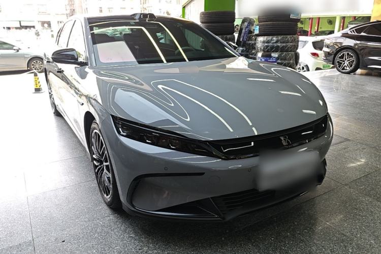 Used BYD Han 2025 EV Intelligent Driving Edition 701KM LiDAR Flagship Model Front Right 45 Deg