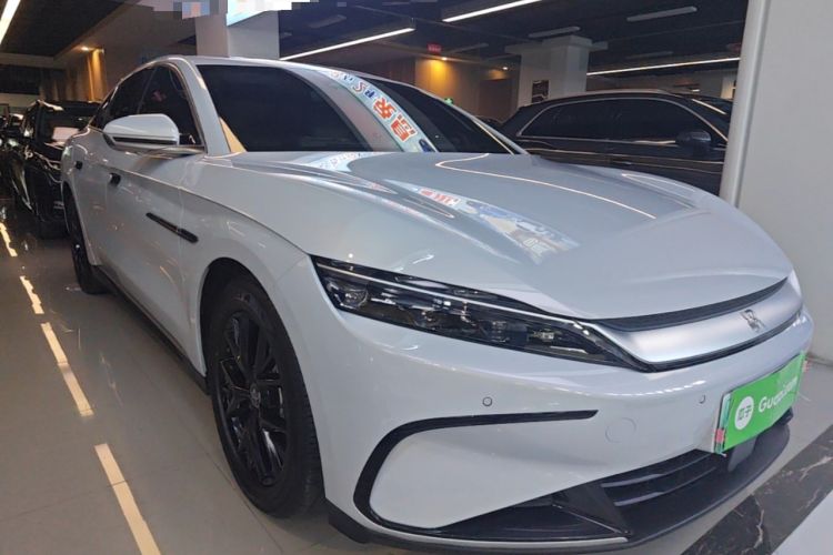 Used BYD Han 2025 DM-i 125KM Elite Model Front Right 45 Deg