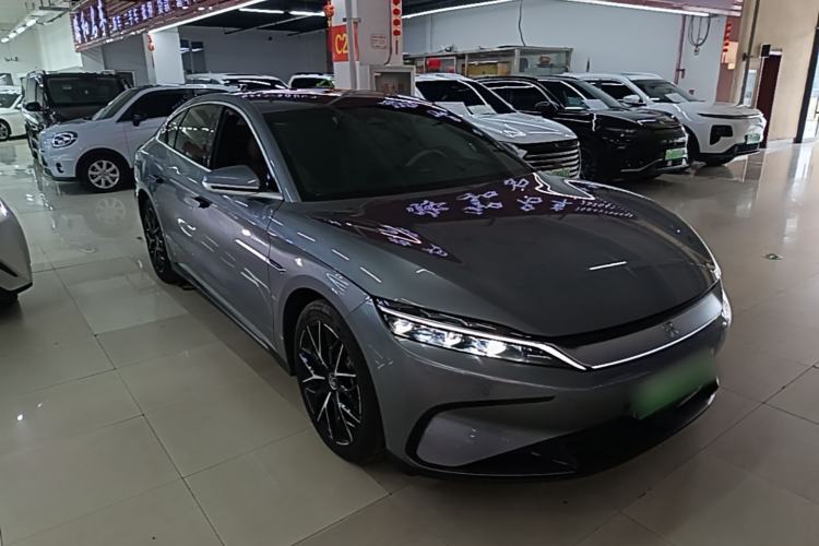 Used BYD Han 2025 DM-i 125KM Prestige Model Front Right 45 Deg