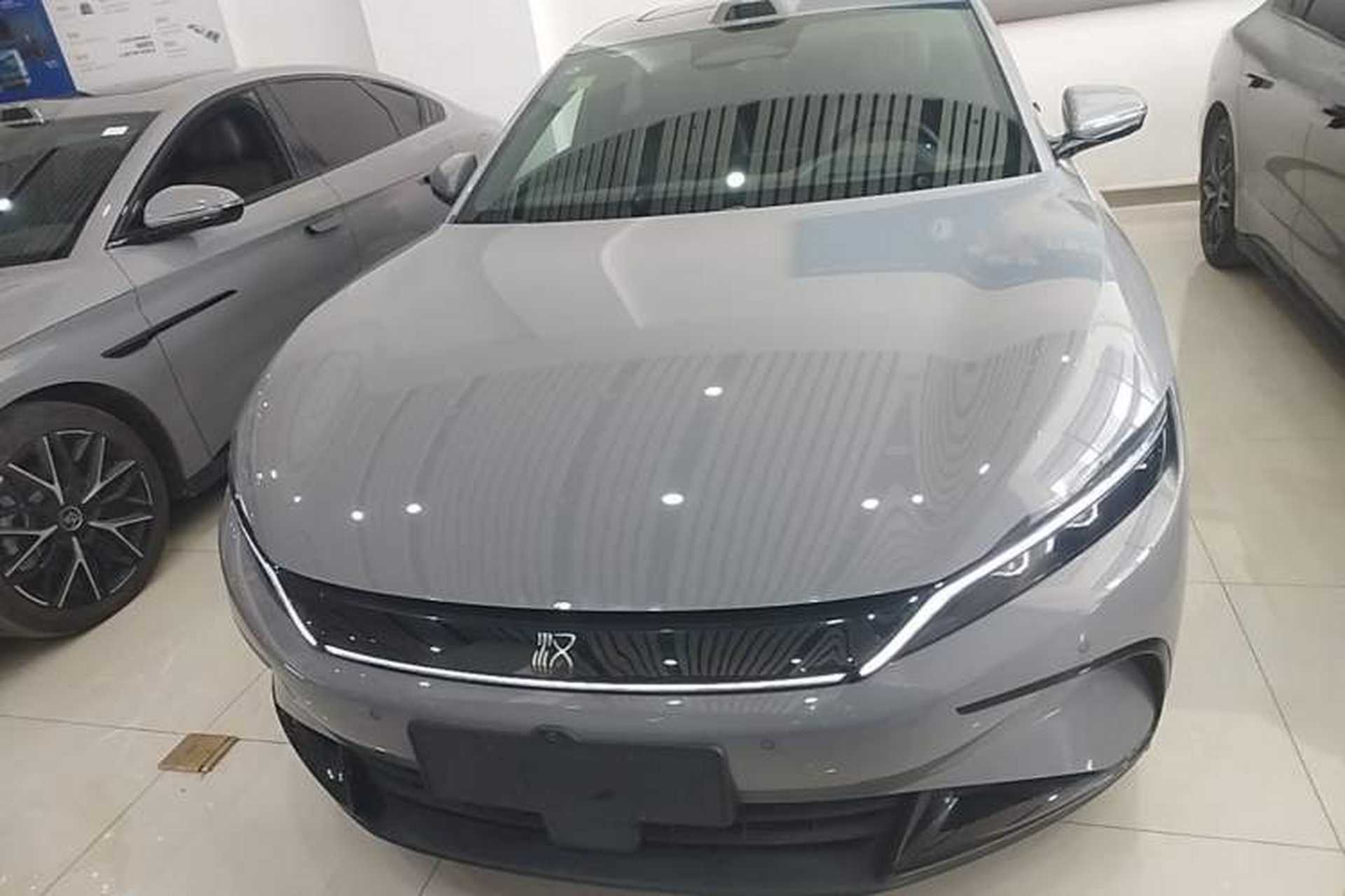 Used BYD Han 2025 DM-i Intelligent Driving Edition 125KM Prestige Model Front