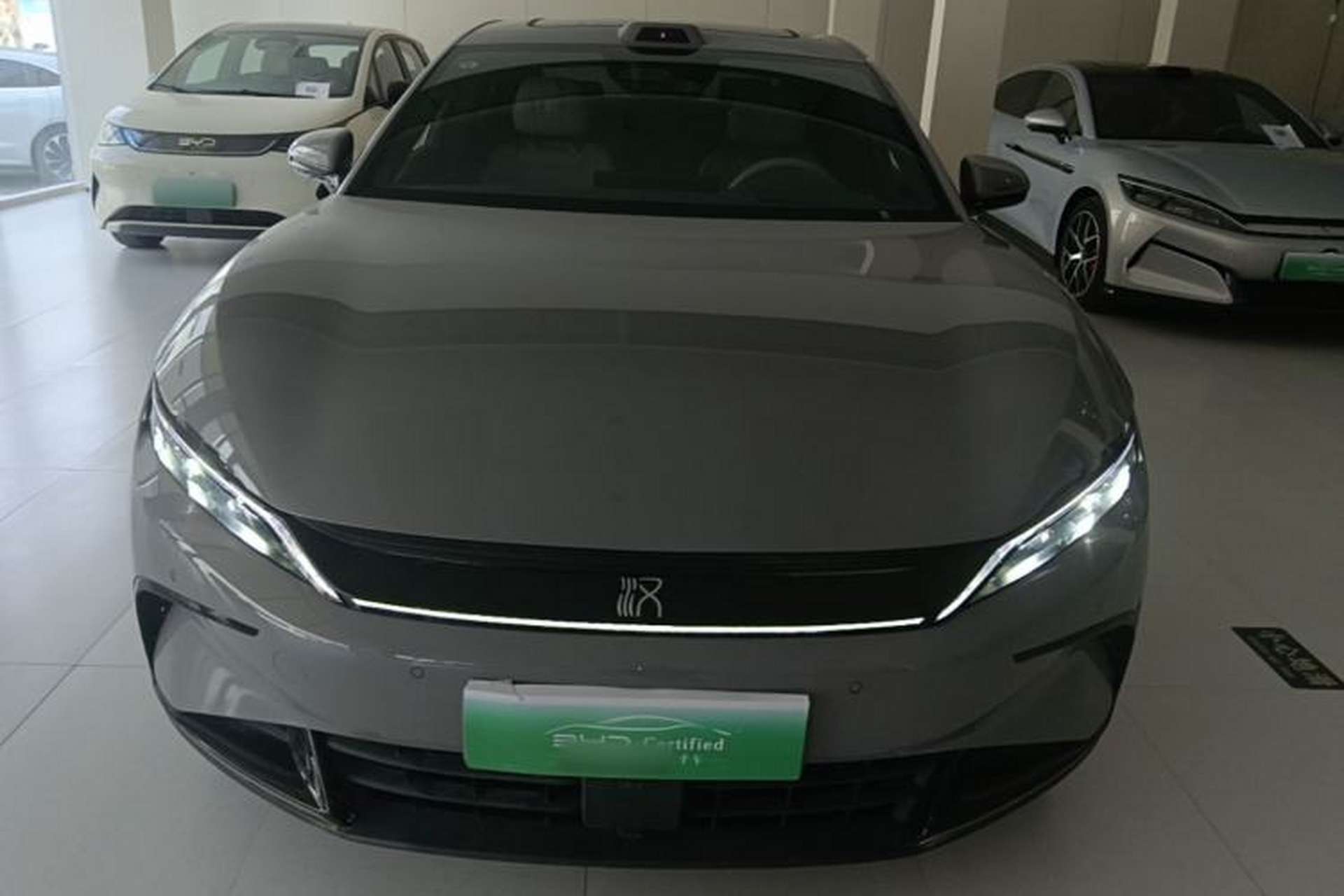 Used BYD Han 2025 DM-i Intelligent Driving Edition 125KM LiDAR Flagship Model Front