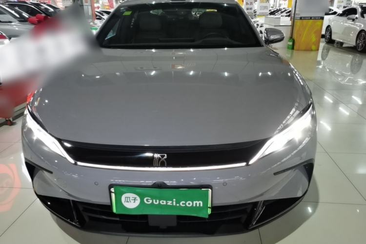 Used BYD Han 2025 DM-i Intelligent Driving Edition 125KM Prestige Model Front