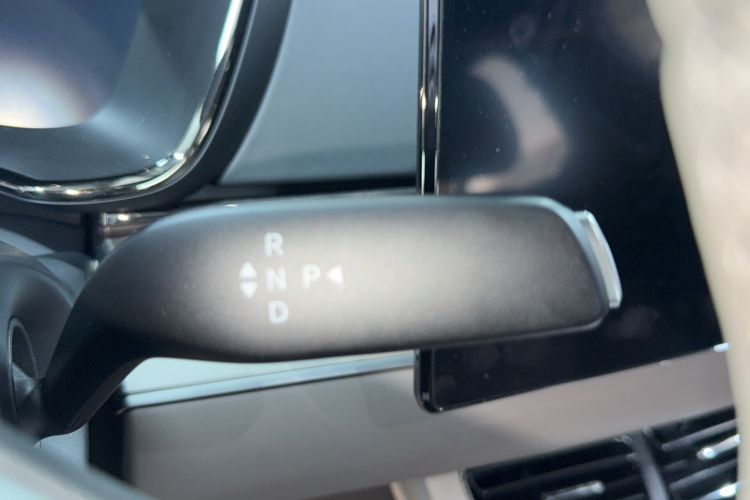 Used BYD Han 2025 Model EV Intelligent Driving Edition 635KM Flagship Gear Lever
