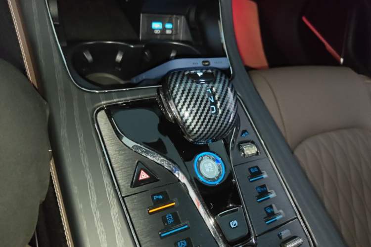 Used BYD Han 2025 DM-i 125KM Elite Model Gear Lever
