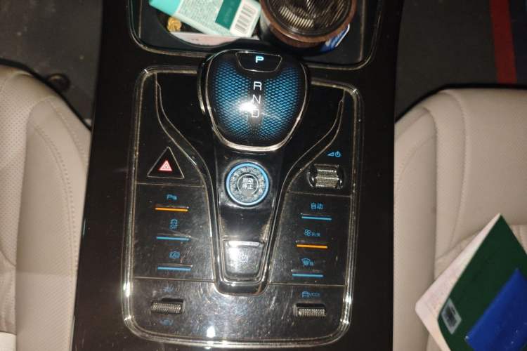 Used BYD Han 2025 DM-i 125KM Prestige Model Gear Lever