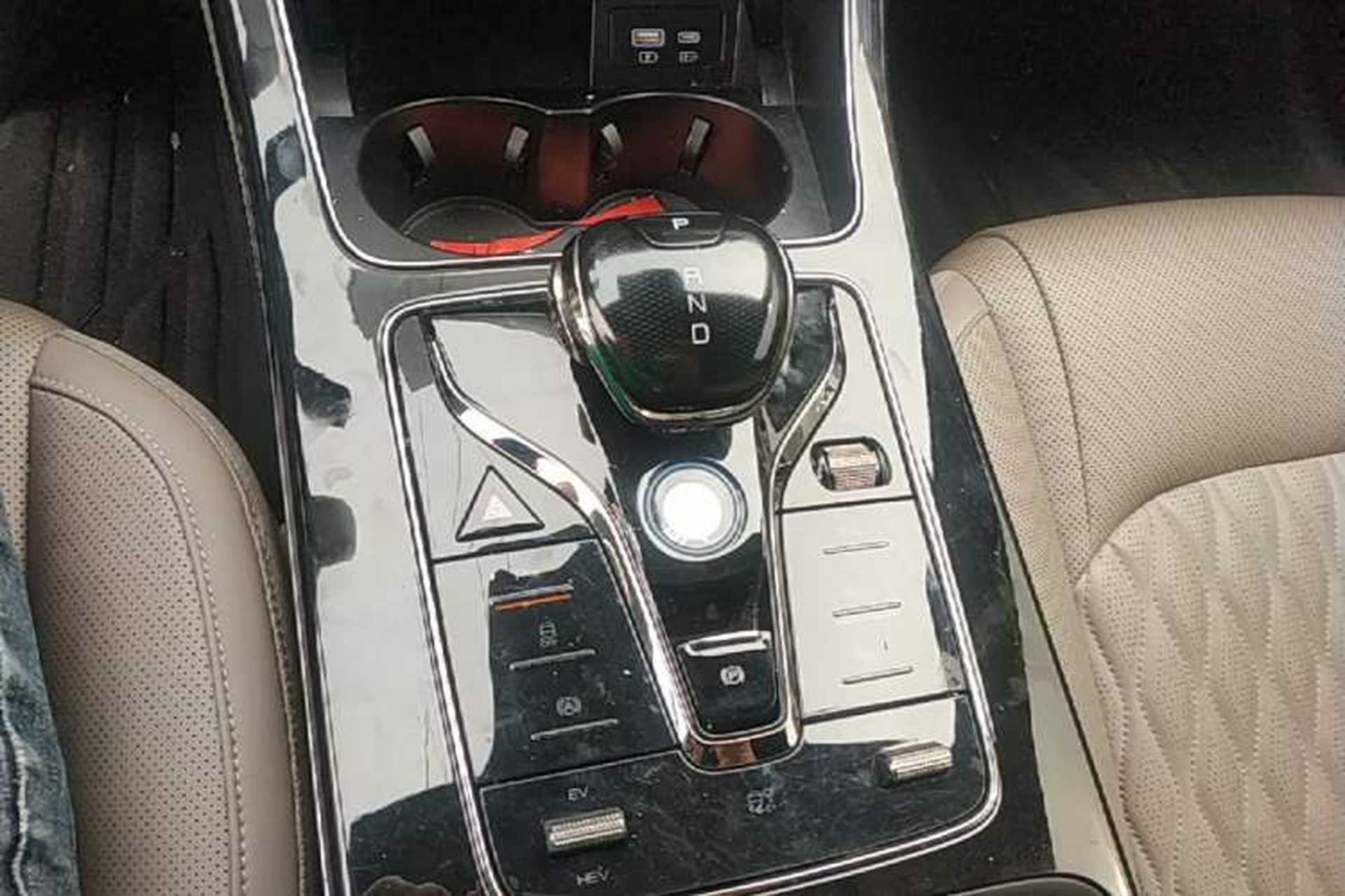 Used BYD Han 2025 DM-i 125KM Elite Model Gear Lever