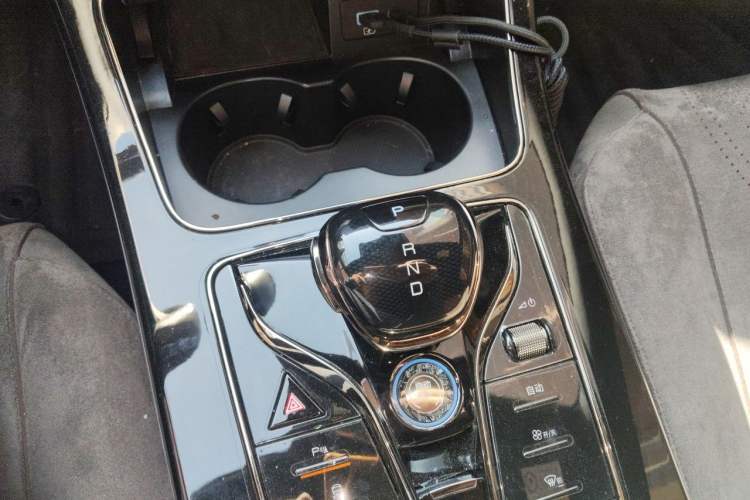 Used BYD Han 2025 DM-i 125KM Prestige Model Gear Lever