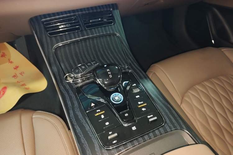 Used BYD Han 2025 DM-i 125KM Elite Model Gear Lever