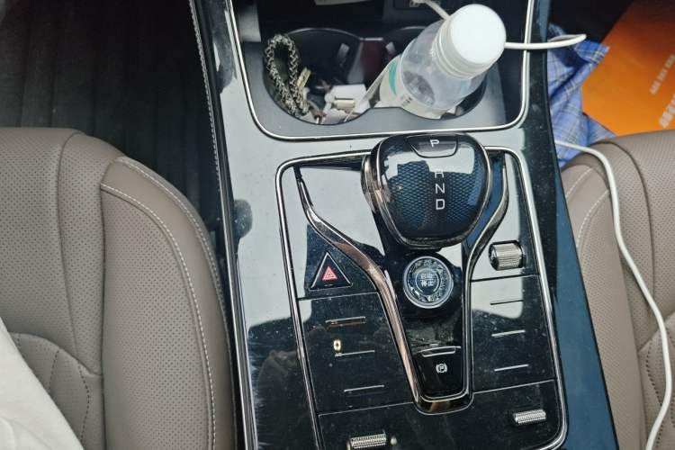 Used BYD Han 2025 DM-i 125KM Elite Model Gear Lever