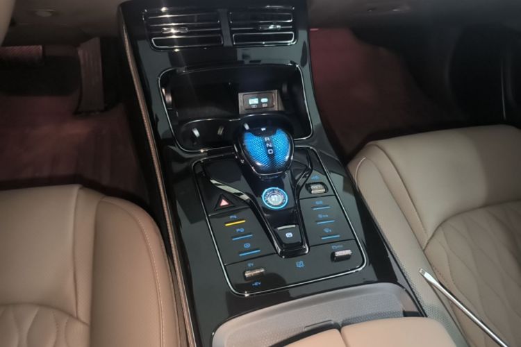 Used BYD Han 2025 DM-i 125KM LiDAR-Powered Intelligent Driving Model Gear Lever