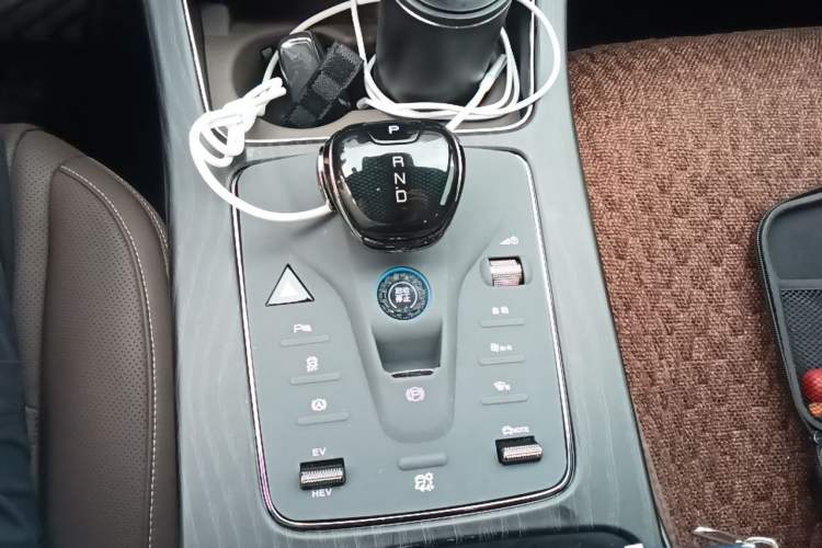 Used BYD Han 2025 DM-i 125KM Prestige Model Gear Lever