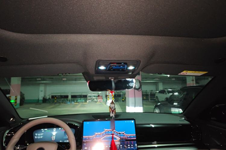 Used BYD Han 2025 EV with 701 km of Laser Radar-Enabled Intelligent Driving Headliner