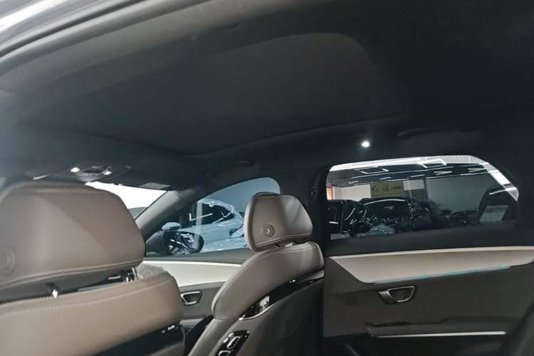 Used BYD Han 2025 DM-i 125KM Elite Model Headliner