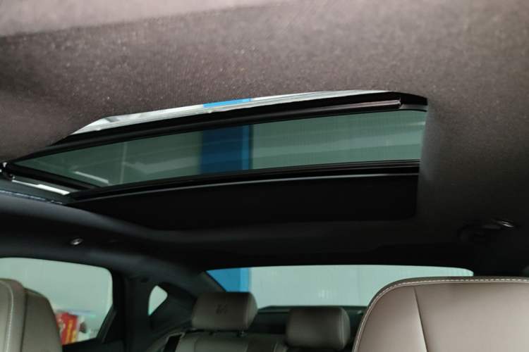 Used BYD Han 2025 DM-i 125KM Prestige Model Headliner