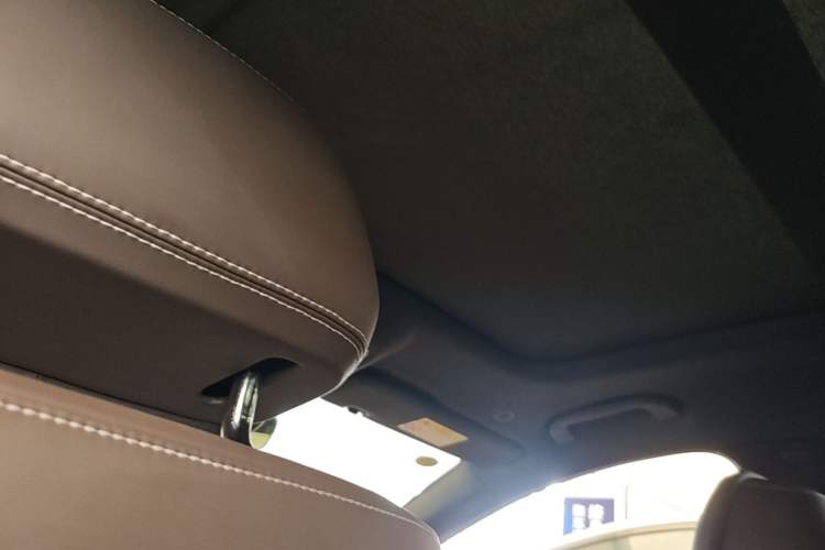 Used BYD Han 2025 DM-i Intelligent Driving Edition 125KM Prestige Model Headliner