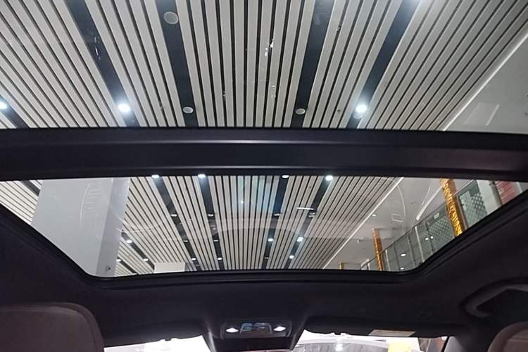 Used BYD Han 2025 DM-i Intelligent Driving Edition 125KM Prestige Model Headliner
