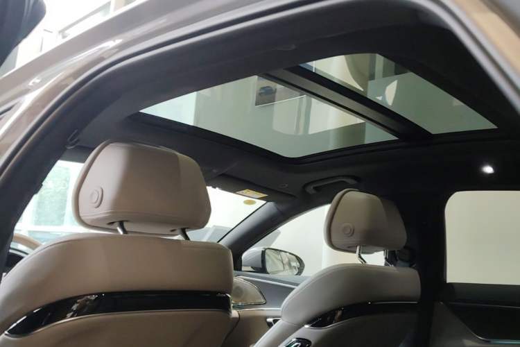 Used BYD Han 2025 DM-i Intelligent Driving Edition 125KM LiDAR Flagship Model Headliner