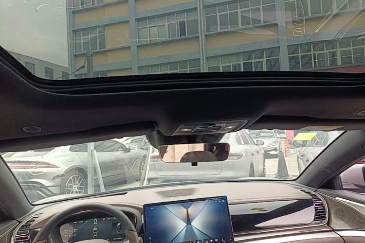 Used BYD Han  Headliner