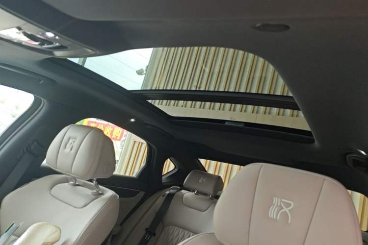 Used BYD Han 2025 DM-i Intelligent Driving Edition 125KM LiDAR Flagship Model Headliner