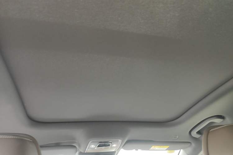 Used BYD Han 2025 DM-i Intelligent Driving Edition 125KM Prestige Model Headliner
