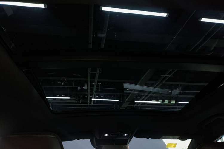 Used BYD Han 2025 DM-i Intelligent Driving Edition 125KM Prestige Model Headliner