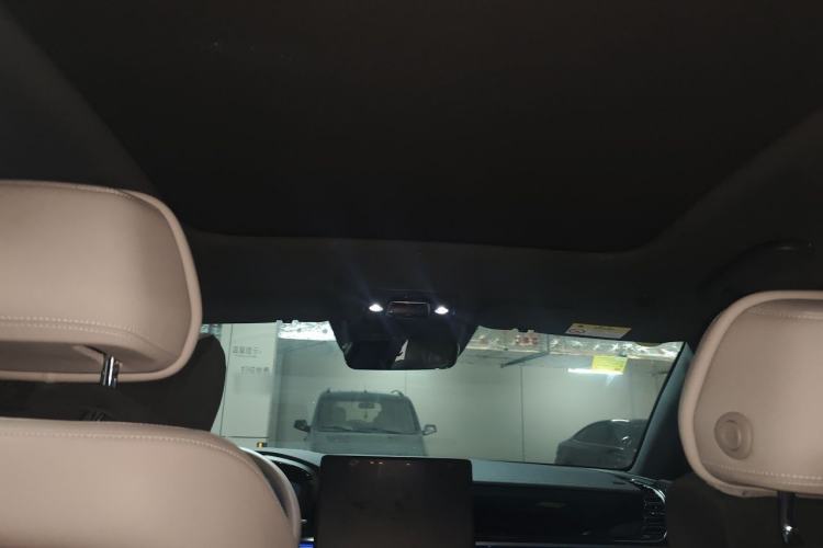 Used BYD Han 2025 EV with 701 km of Laser Radar-Enabled Intelligent Driving Headliner