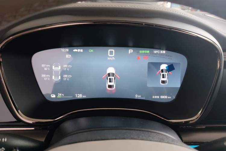 Used BYD Han 2025 EV with 701 km of Laser Radar-Enabled Intelligent Driving Instrument Cluster