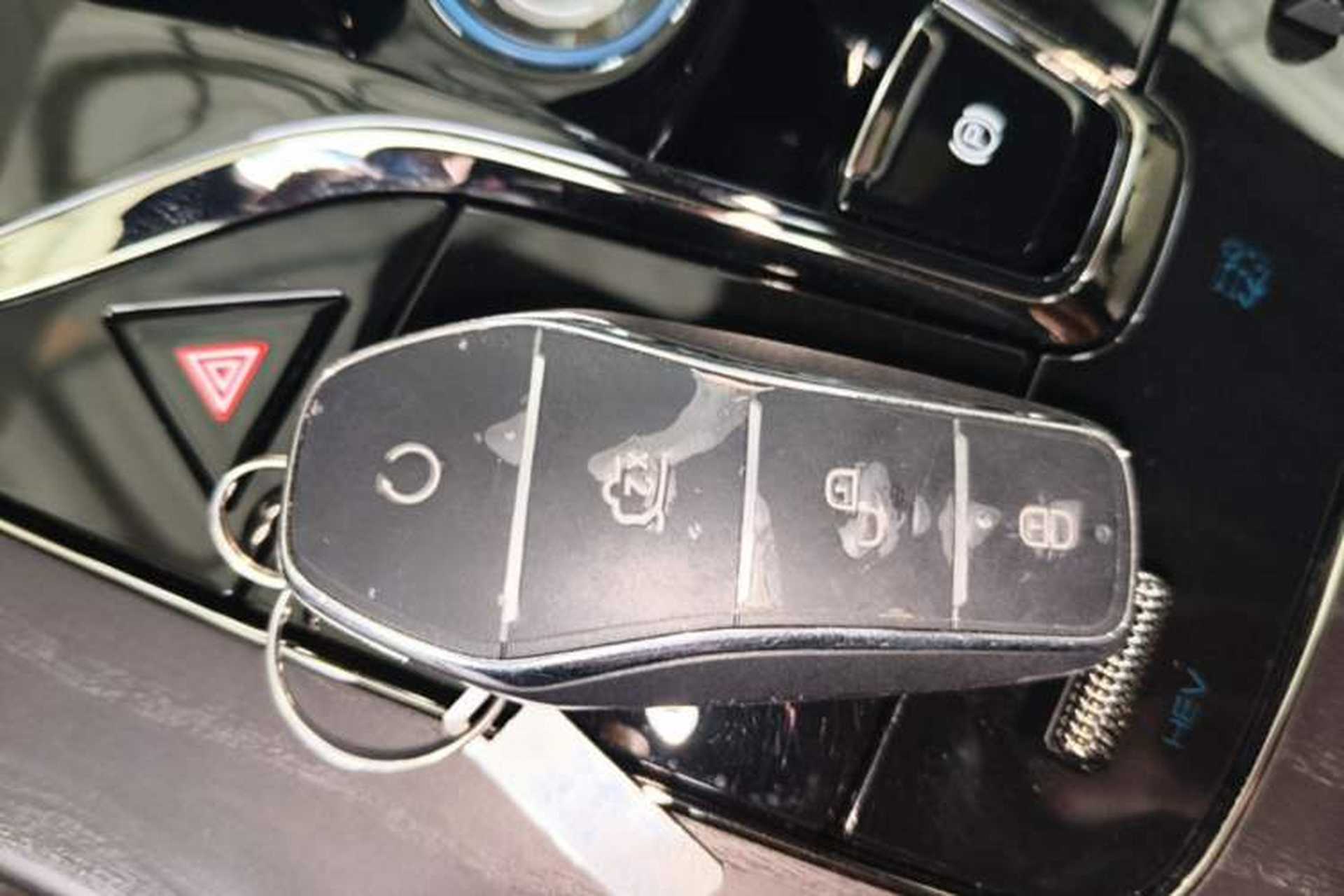 Used BYD Han 2025 DM-i Intelligent Driving Edition 125KM LiDAR Flagship Model Interior 1