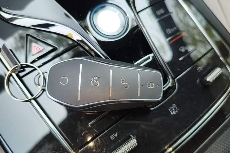 Used BYD Han 2025 DM-i 125KM Elite Model Interior 1