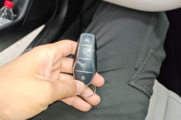 Used BYD Han 2025 DM-i Intelligent Driving Edition 125KM LiDAR Flagship Model Interior 1