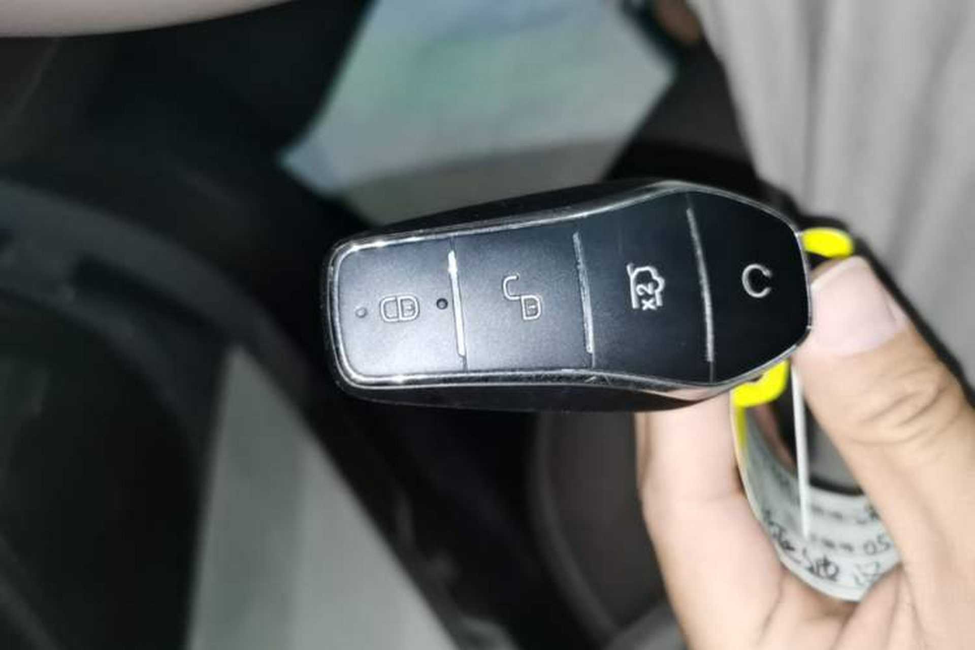 Used BYD Han 2025 DM-i Intelligent Driving Edition 125KM LiDAR Flagship Model Interior 1