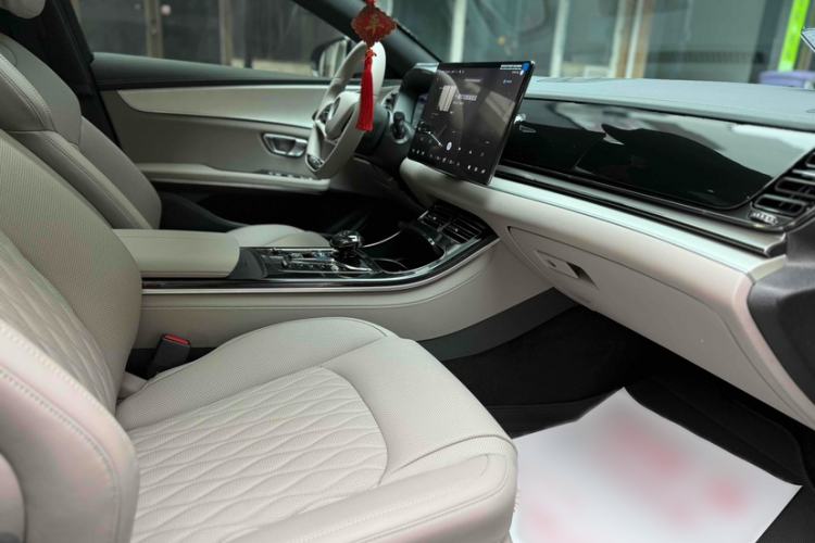 Used BYD Han 2025 DM-i 125KM Elite Model Interior 1