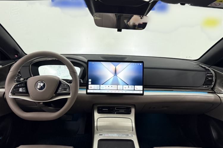 Used BYD Han 2025 Model EV Intelligent Driving Edition 635KM Flagship Interior 2