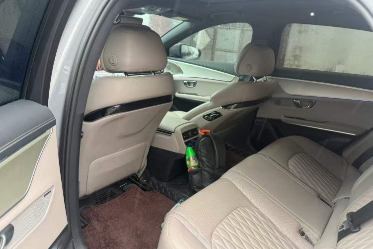 Used BYD Han 2025 DM-i 125KM Prestige Model Interior 2
