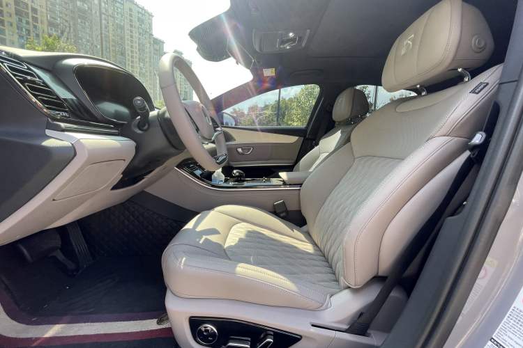 Used BYD Han 2025 EV 701KM Deluxe Edition Interior 2
