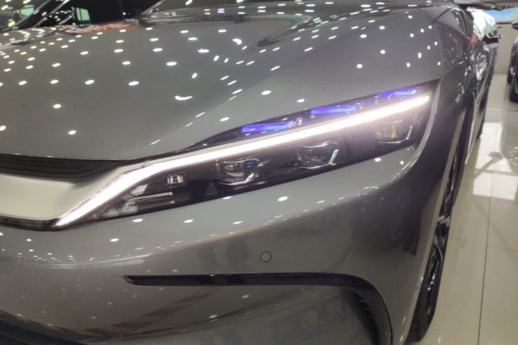 Used BYD Han 2025 DM-i 125KM Prestige Model Left Front Headlight