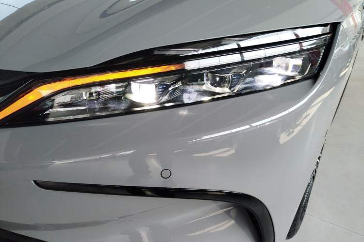 Used BYD Han 2025 DM-i Intelligent Driving Edition 125KM LiDAR Flagship Model Left Front Headlight