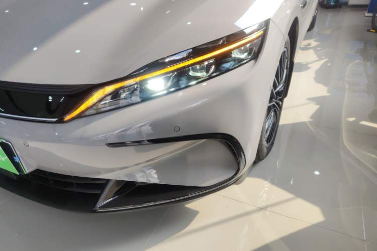 Used BYD Han 2025 DM-i Intelligent Driving Edition 125KM LiDAR Flagship Model Left Front Headlight