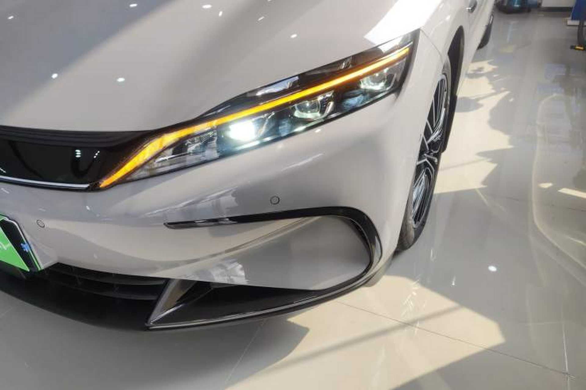Used BYD Han 2025 DM-i Intelligent Driving Edition 125KM LiDAR Flagship Model Left Front Headlight