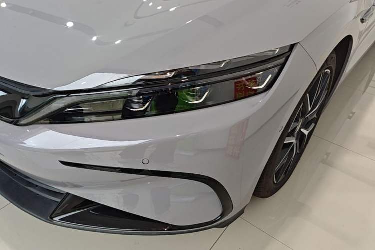 Used BYD Han 2025 DM-i Intelligent Driving Edition 125KM Prestige Model Left Front Headlight